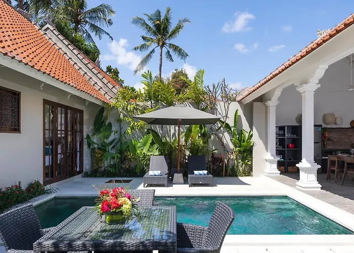Tahi - Stylish Luxury, Tranquil Location, Walk To *